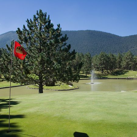 Отель Bosques De Monterreal Сан-Антонио-де-лас-Аласанас Экстерьер фото