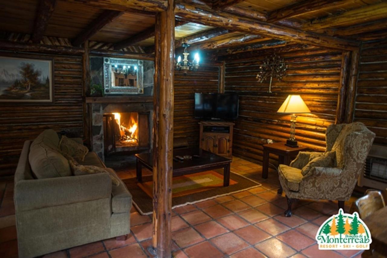 Отель Bosques De Monterreal Сан-Антонио-де-лас-Аласанас Экстерьер фото
