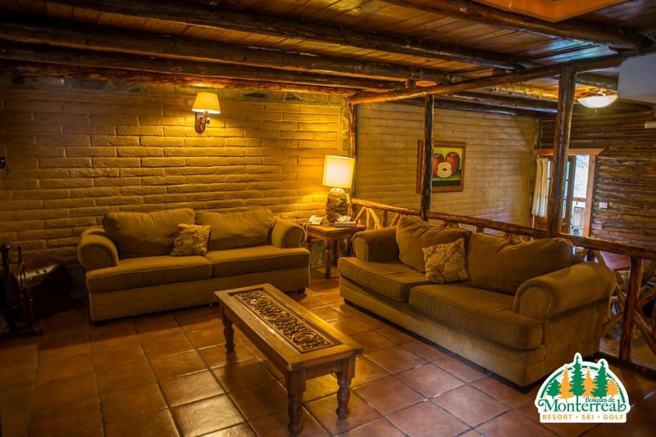 Отель Bosques De Monterreal Сан-Антонио-де-лас-Аласанас Экстерьер фото