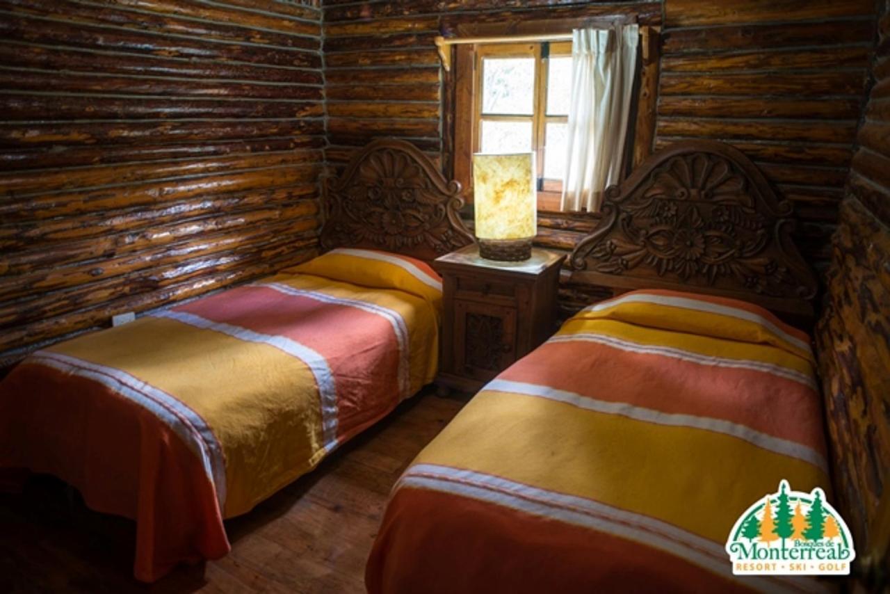 Отель Bosques De Monterreal Сан-Антонио-де-лас-Аласанас Экстерьер фото