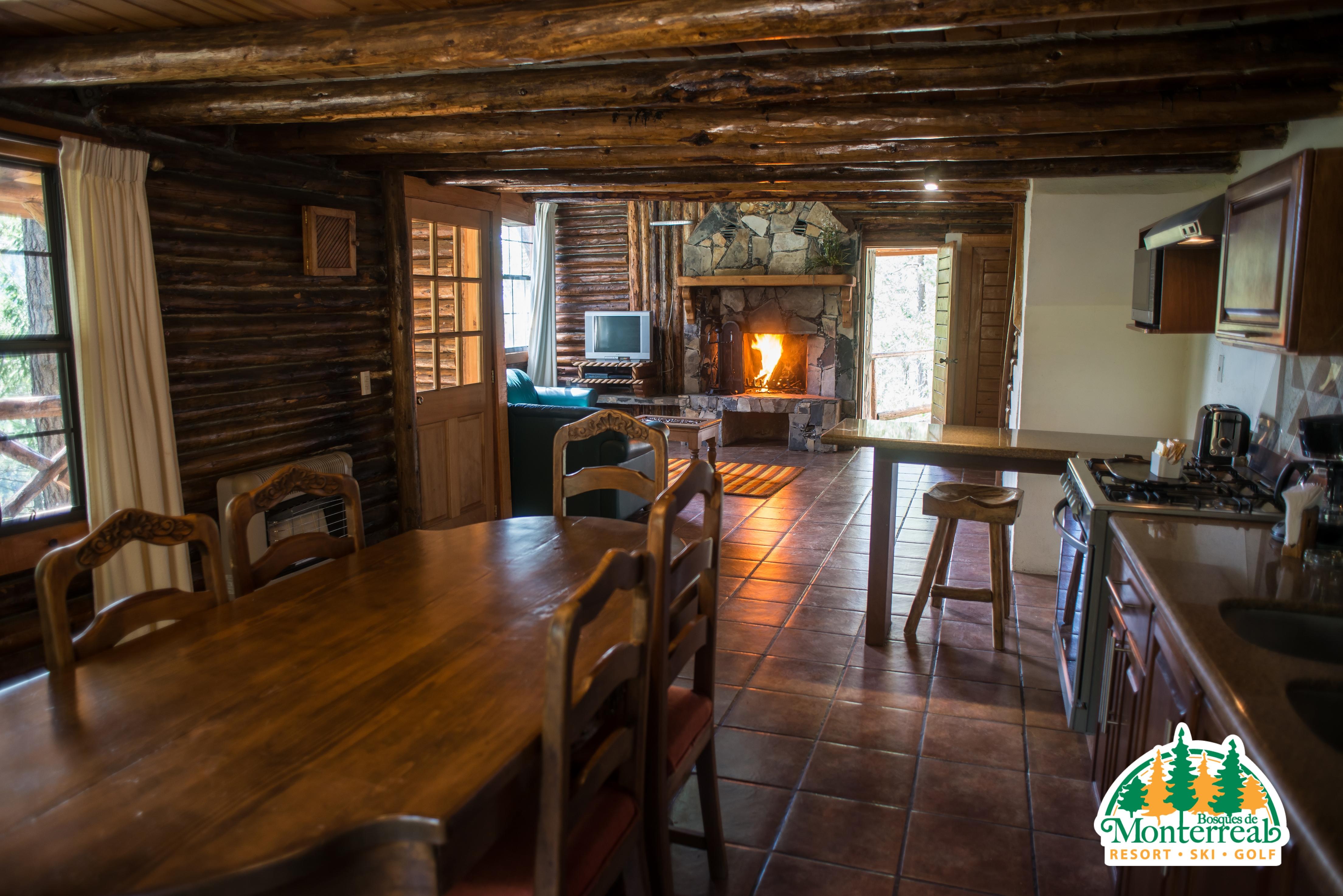 Отель Bosques De Monterreal Сан-Антонио-де-лас-Аласанас Экстерьер фото